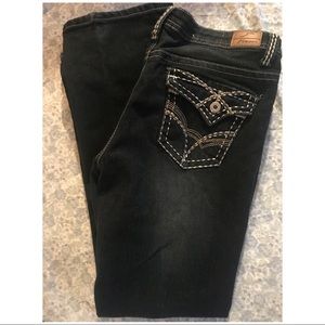 NWOT DARK DENIM BOOTCUT JEANS, (PETITES)